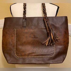 WEIMEIBAIGE Vegan Leather Purse; NEW; Absolutely Beautiful! Smoke free home.